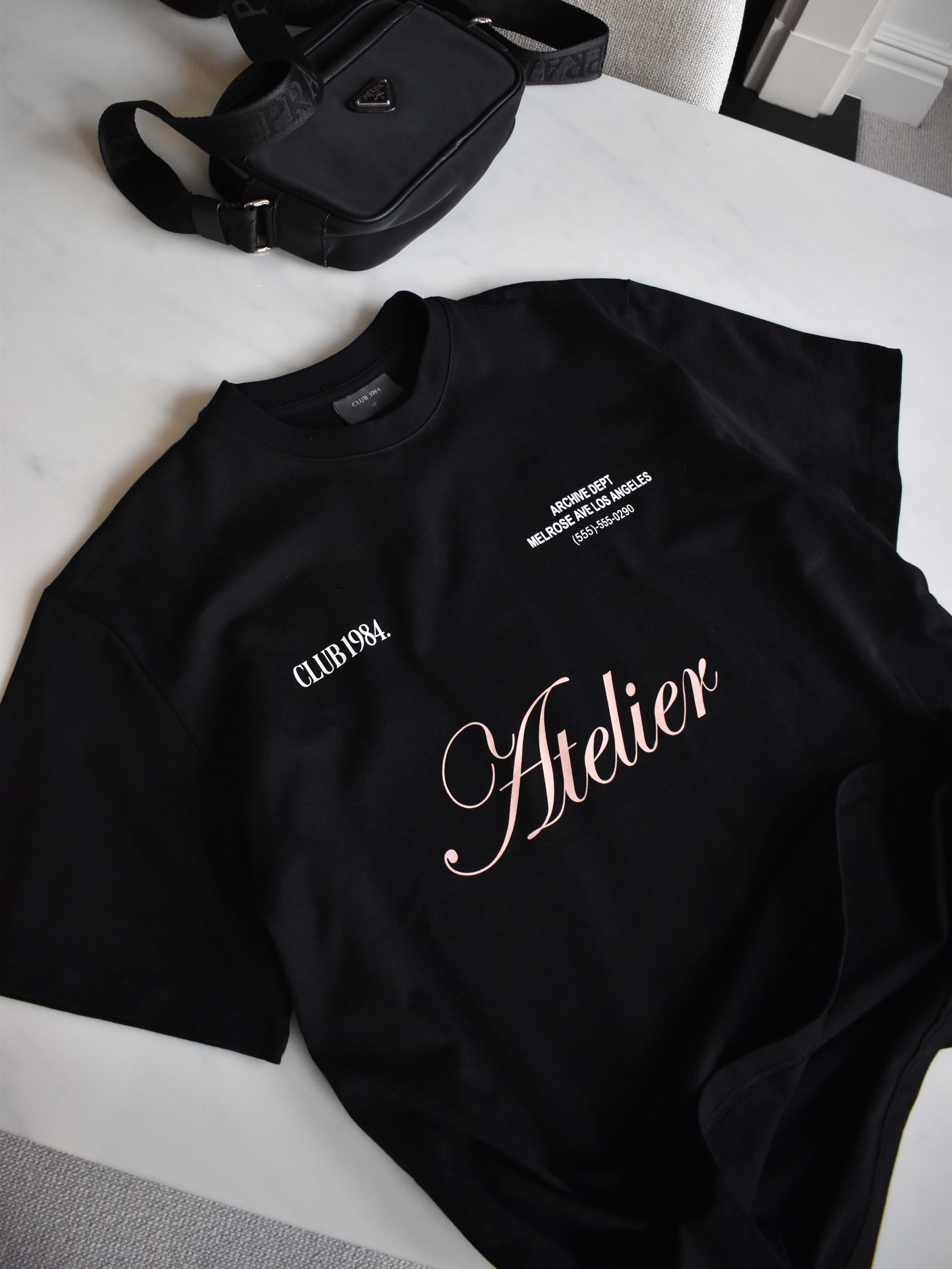 CLUB 1984. Atelier T-shirt - Black T-Shirt