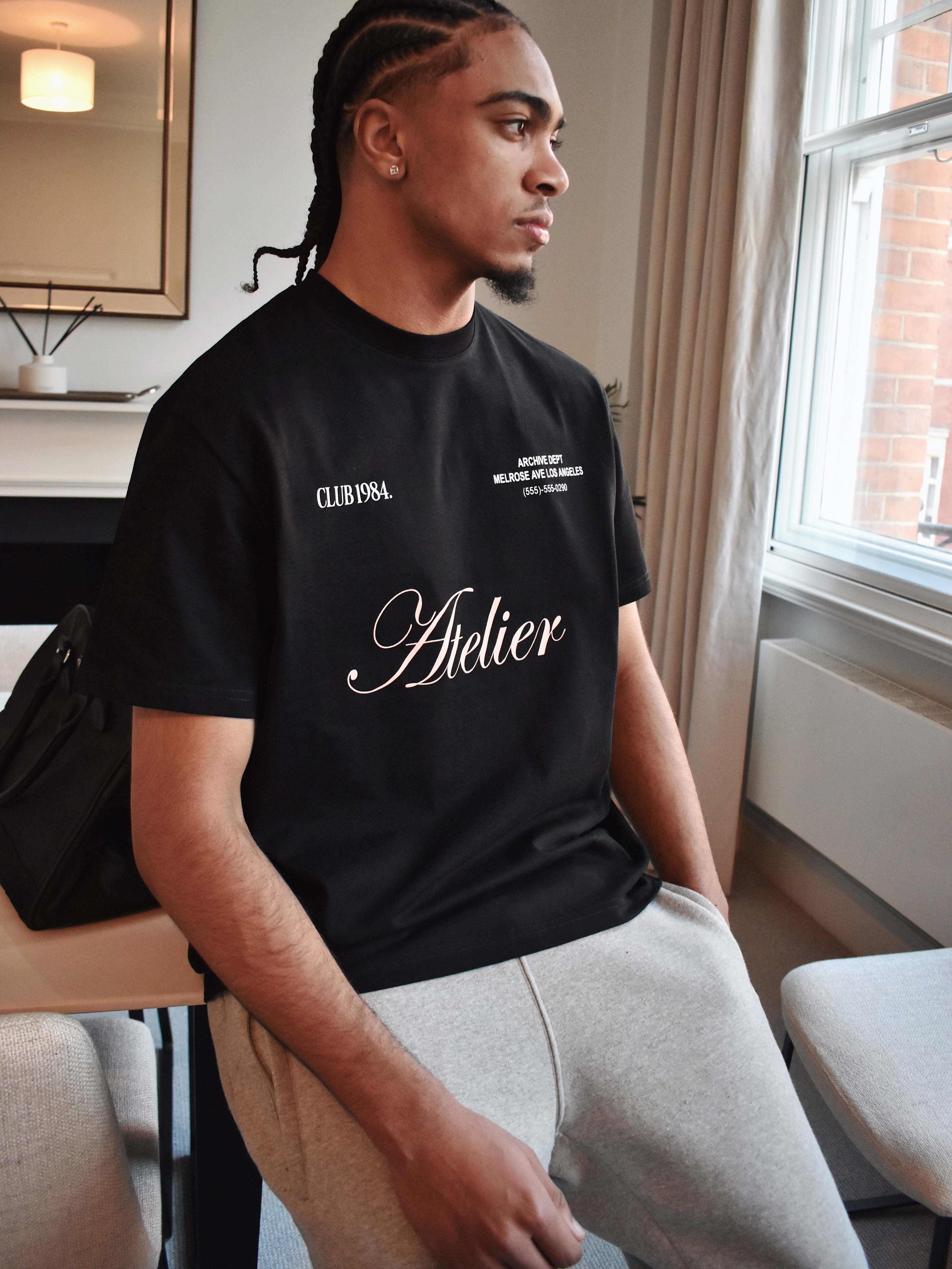 CLUB 1984. Atelier T-shirt - Black T-Shirt