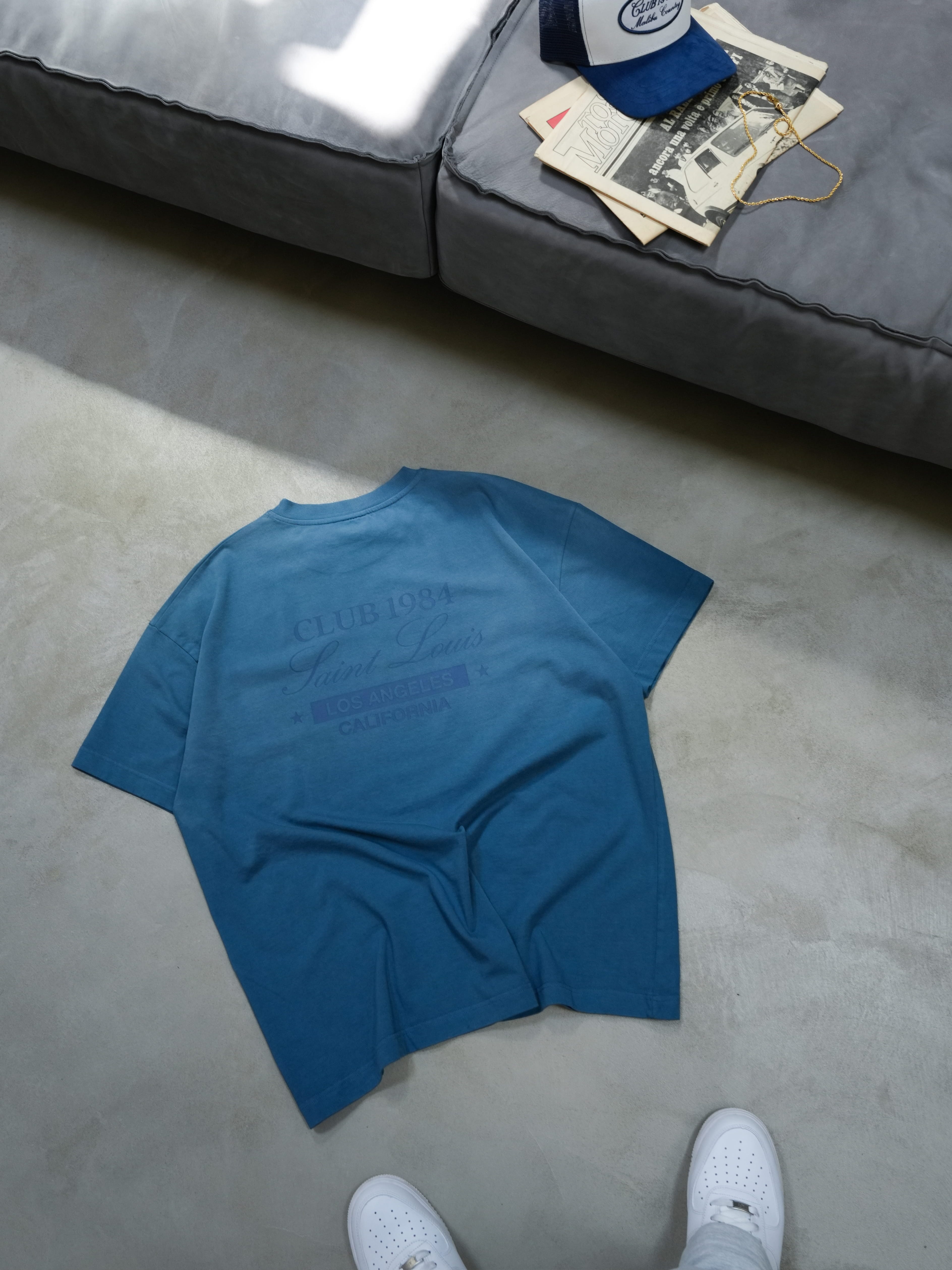 CLUB 1984. CA T-shirt - Washed Navy T-Shirt