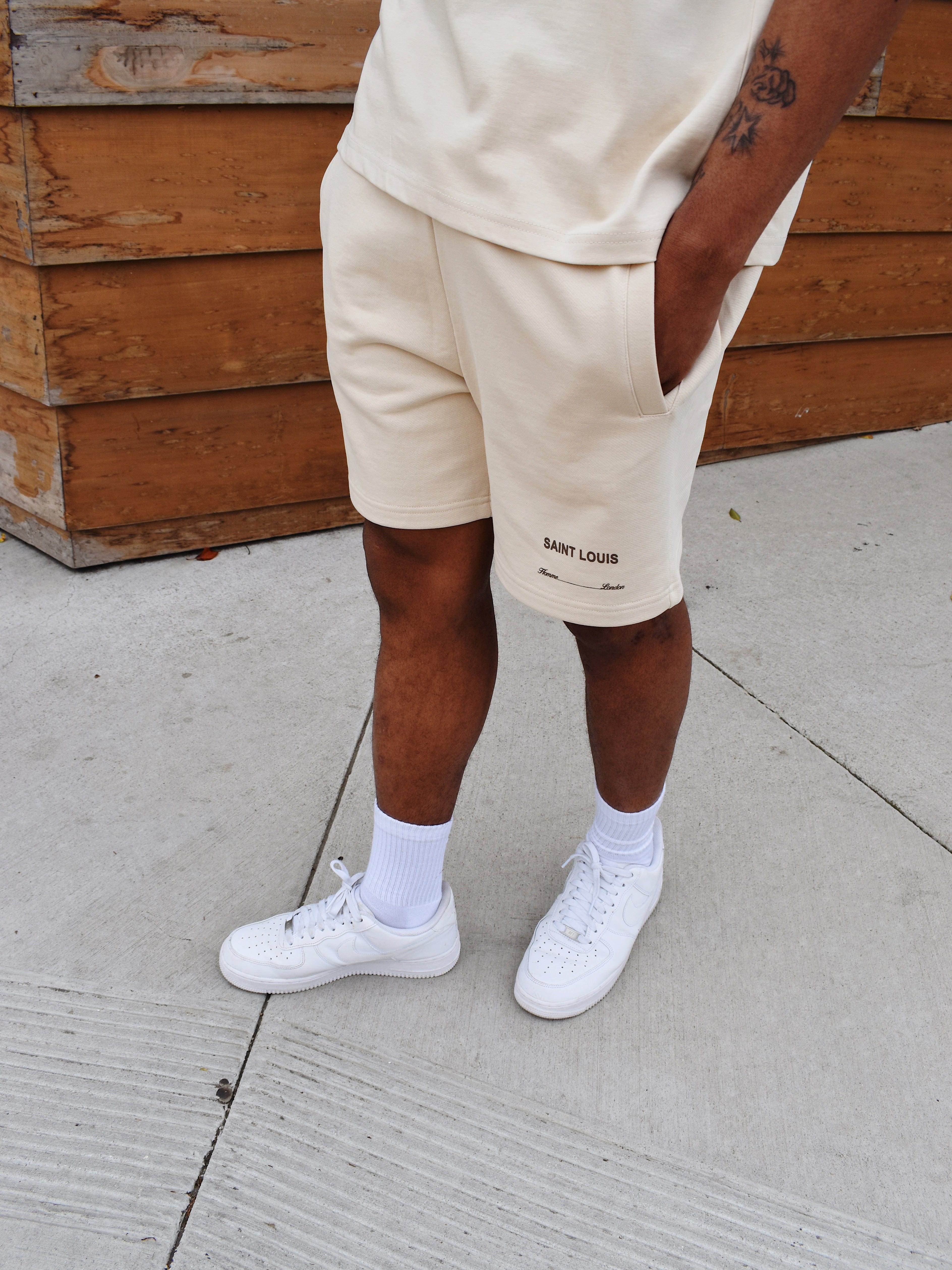 CLUB 1984. Club Archive Shorts - Beige shorts