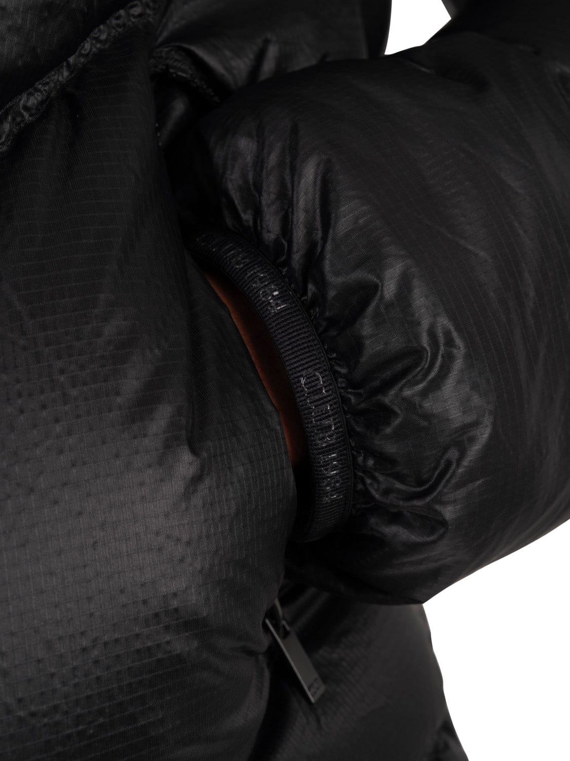 CLUB 1984. Club Down Puffer Jacket - Black Outerwear