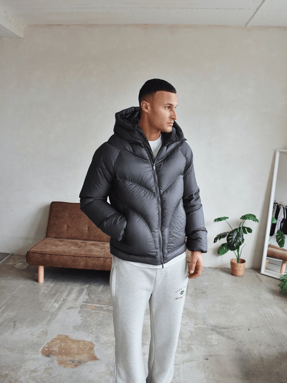 CLUB 1984. Club Down Puffer Jacket - Grey Outerwear