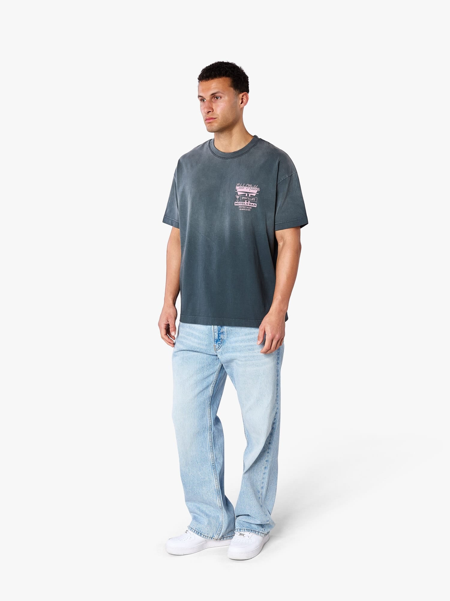 CLUB 1984. Club Malibu T-shirt - Washed Grey T-Shirt