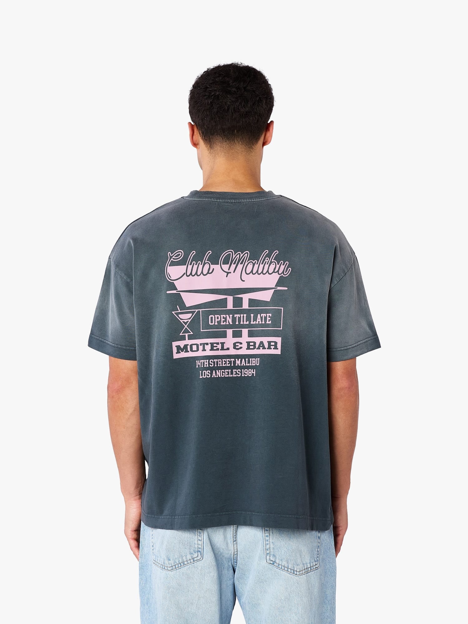 CLUB 1984. Club Malibu T-shirt - Washed Grey T-Shirt