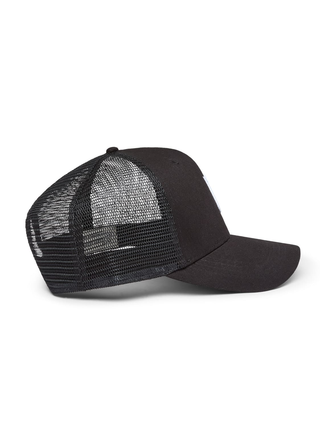 CLUB 1984. Emblem Cap - Black Accessories 1984-2026-292-10