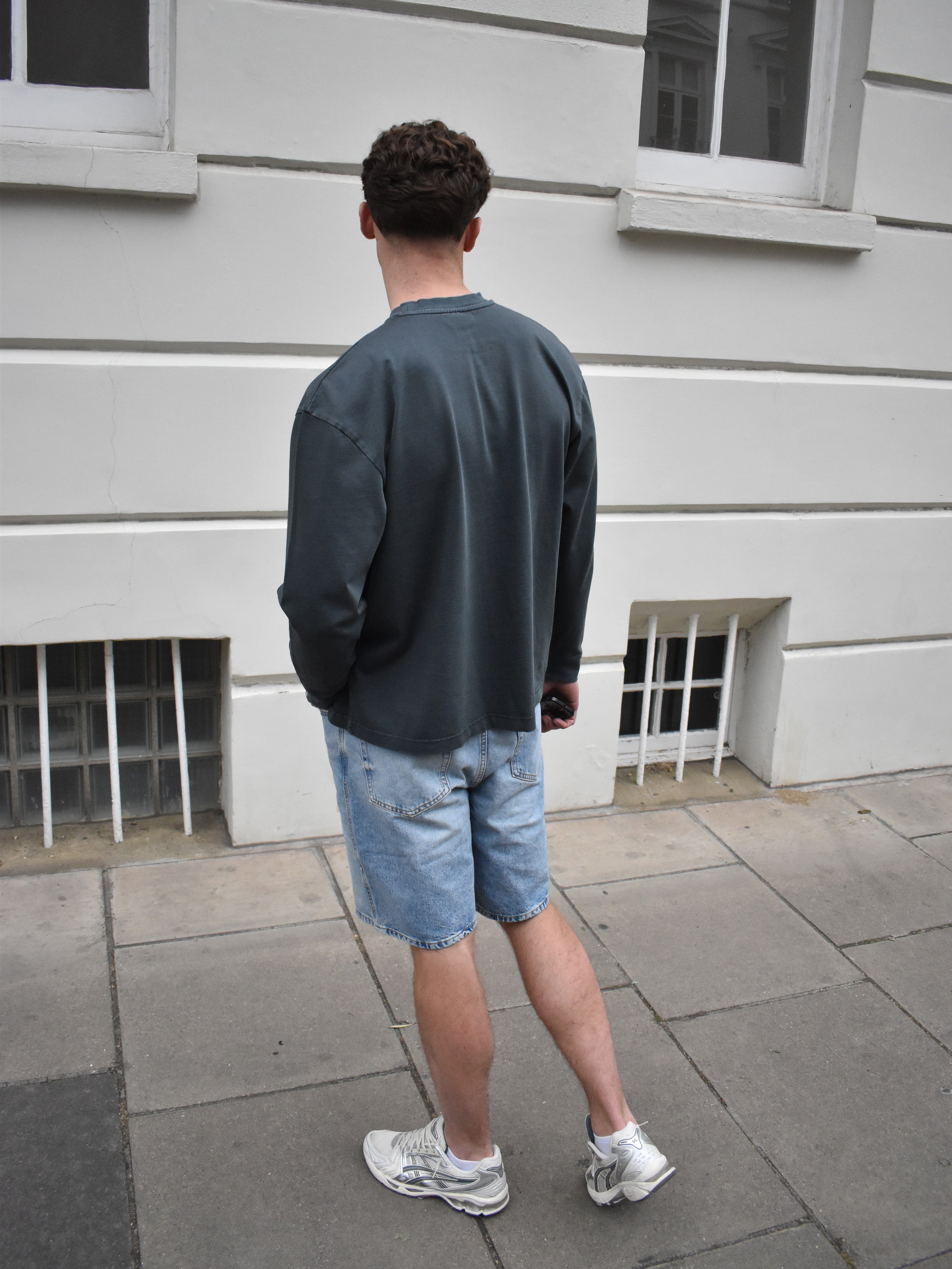 CLUB 1984. Essential Long Sleeve T-shirt - Washed Grey T-Shirt