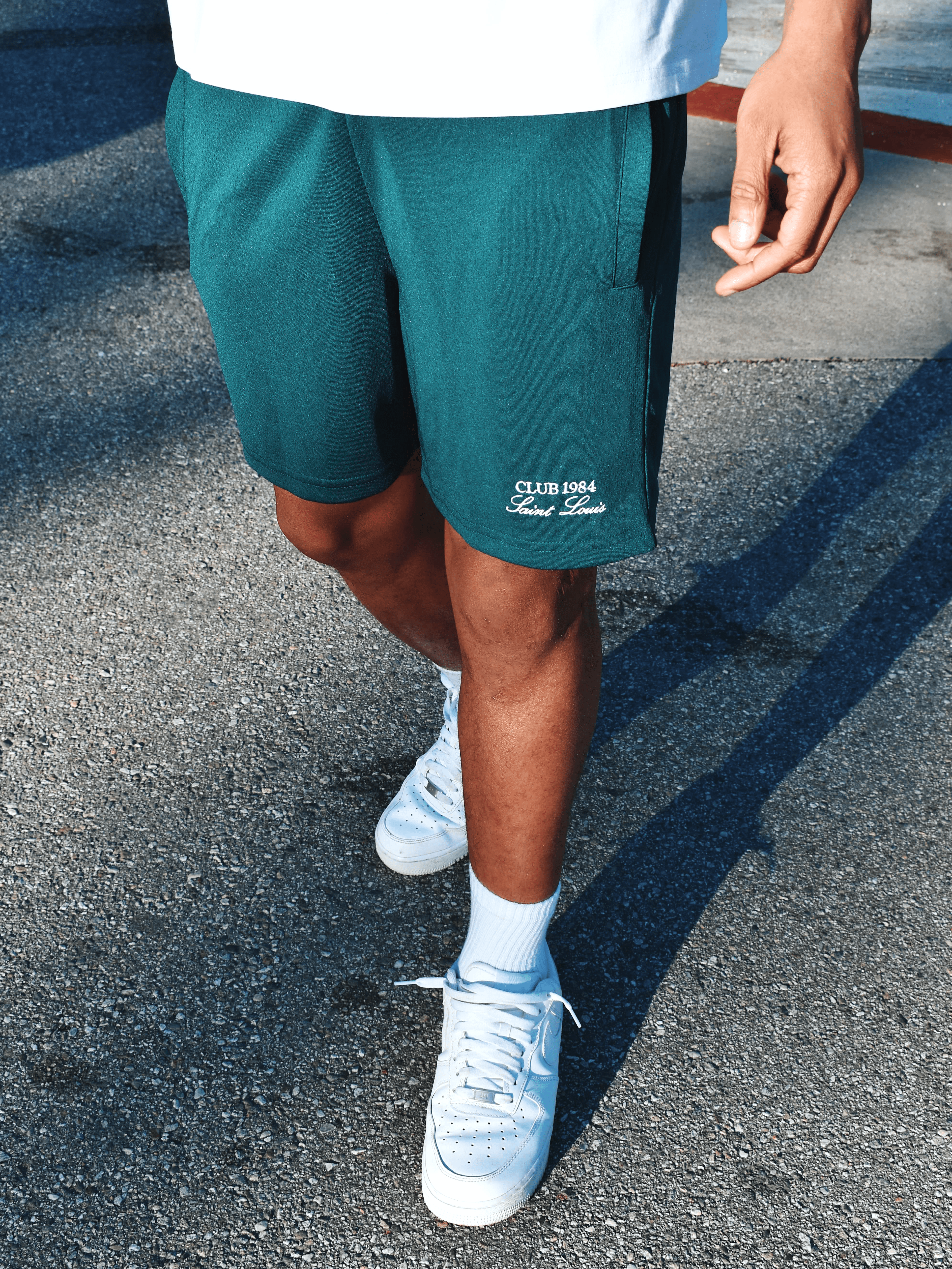 CLUB 1984. Essential Mesh Shorts - Forrest Green shorts