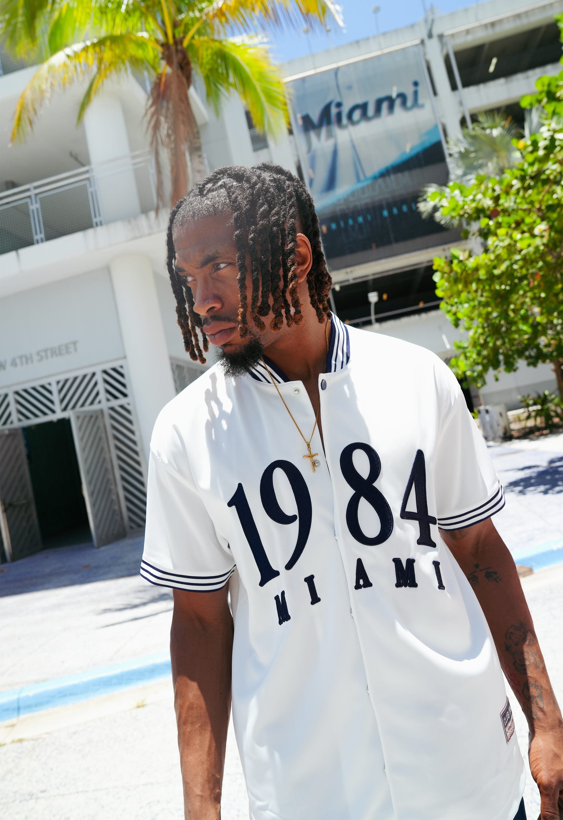CLUB 1984. F&F Miami Baseball Jersey - Off White T-Shirt