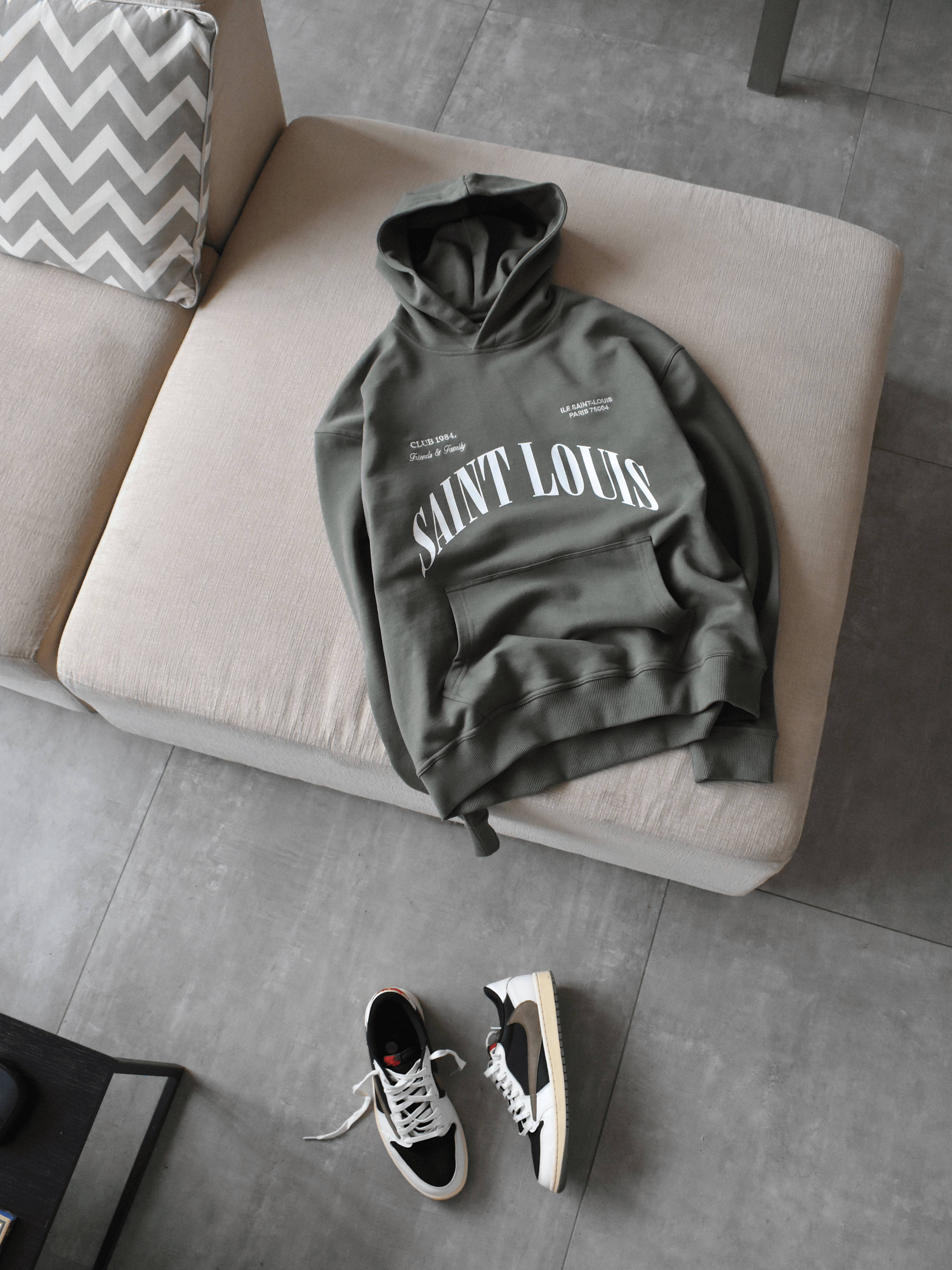 CLUB 1984. F&F Saint Louis Hoodie - Olive Hoodie