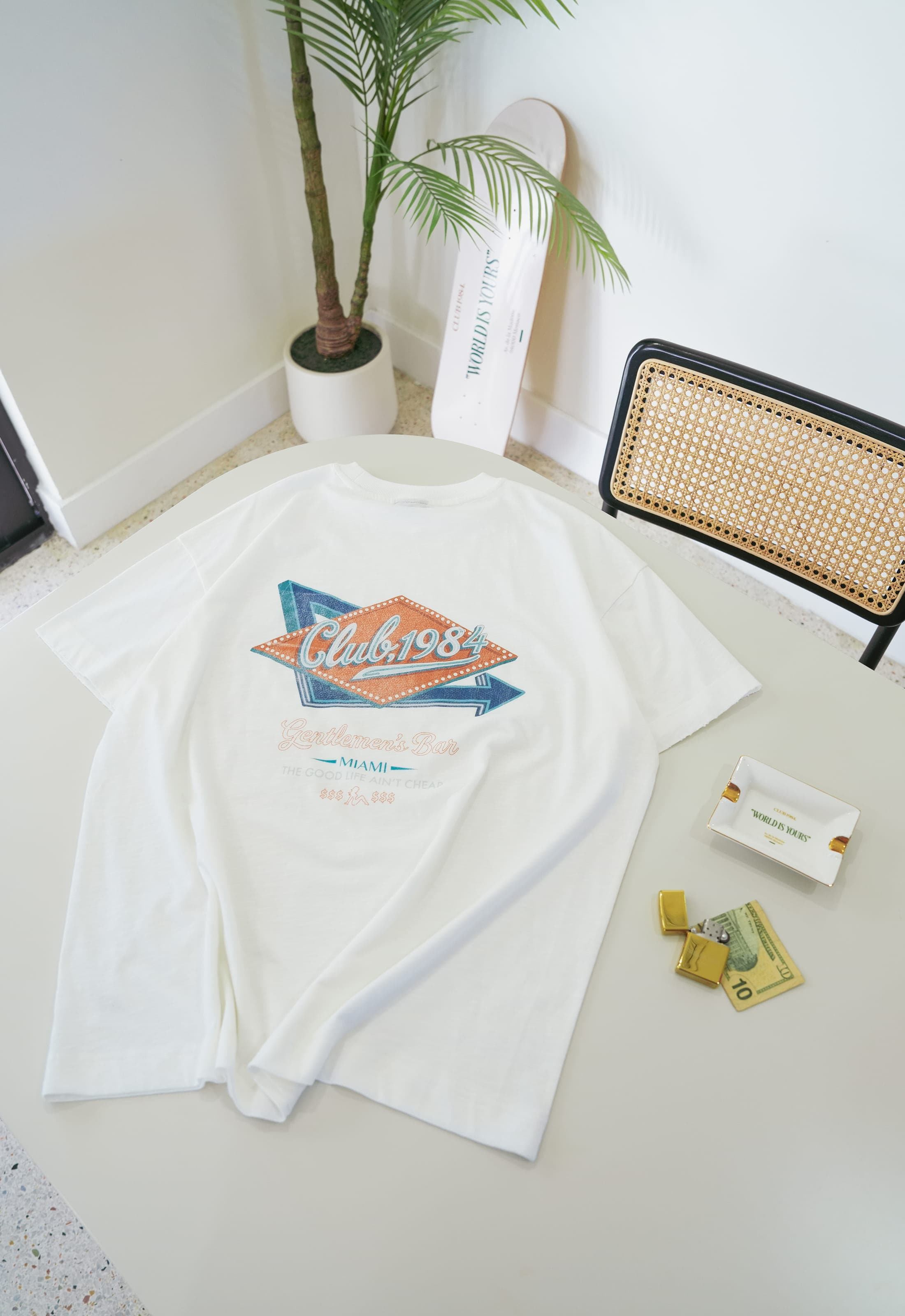 CLUB 1984. Good Life T-shirt - Off White T-Shirt