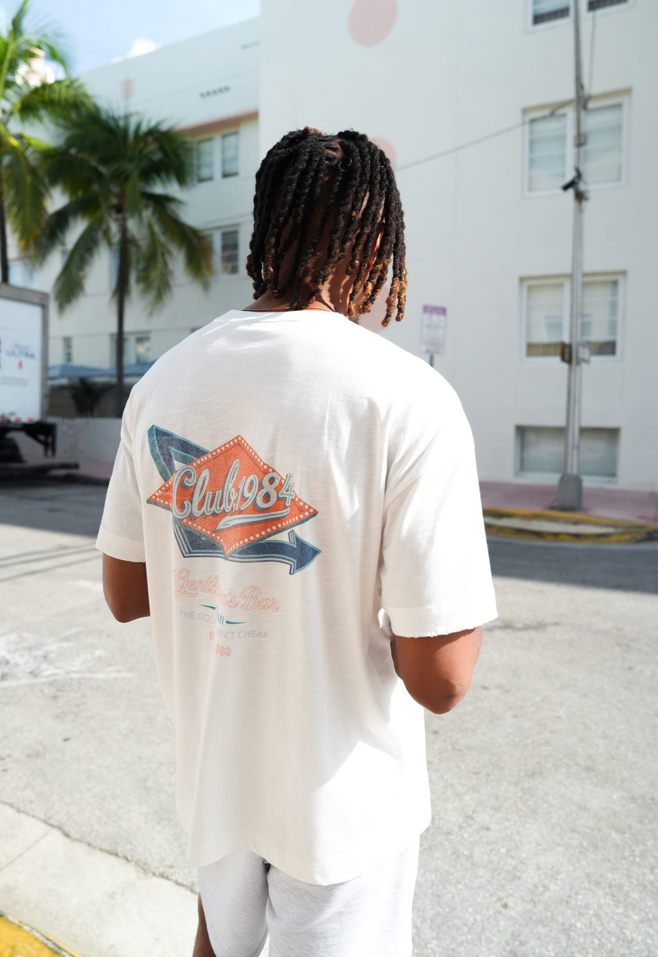 CLUB 1984. Good Life T-shirt - Off White T-Shirt