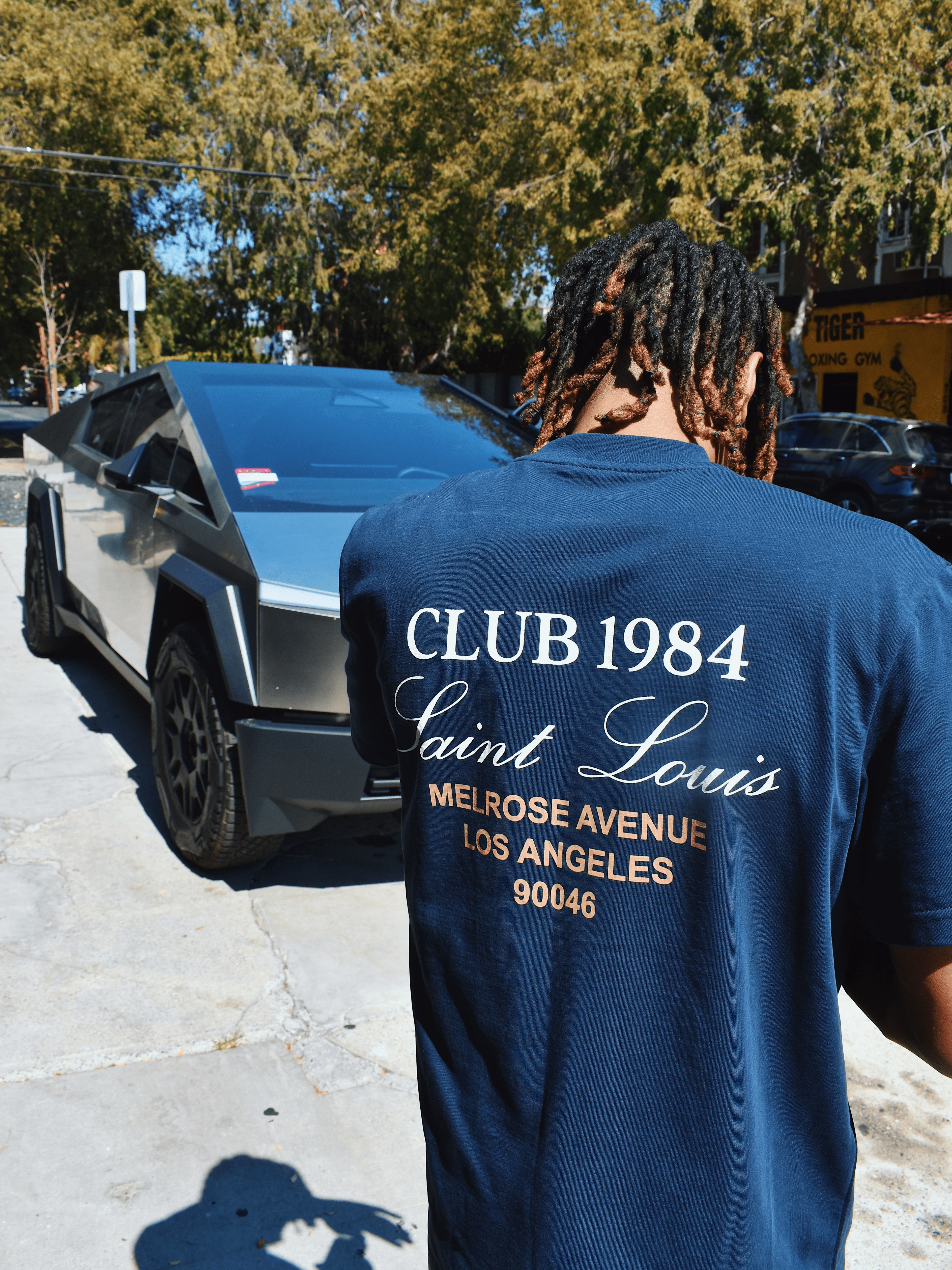 CLUB 1984. Melrose 1984 T-shirt - Navy T-Shirt