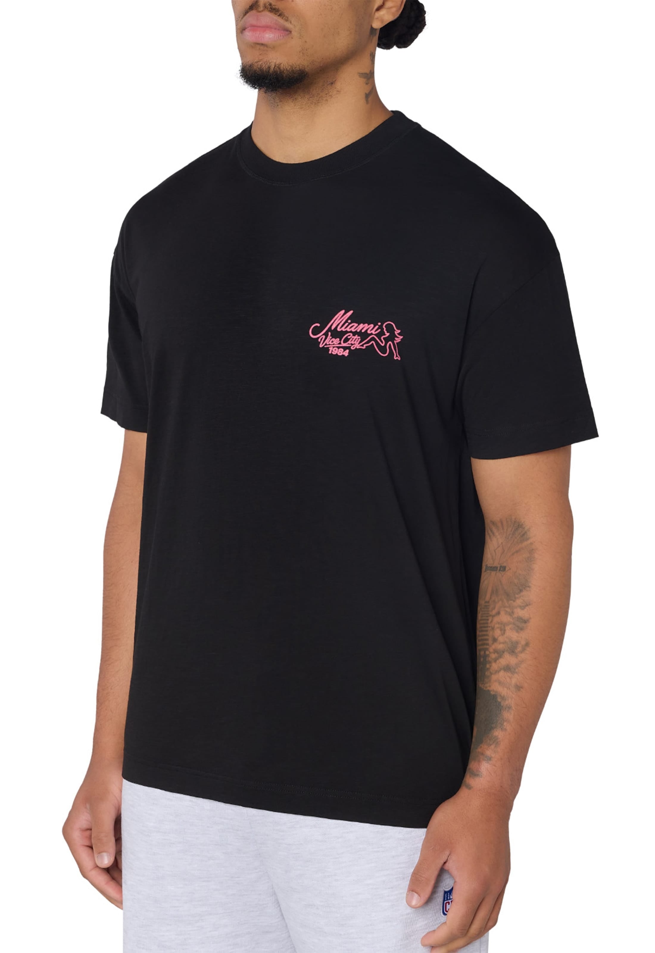 CLUB 1984. Miami Nights T-shirt - Black T-Shirt