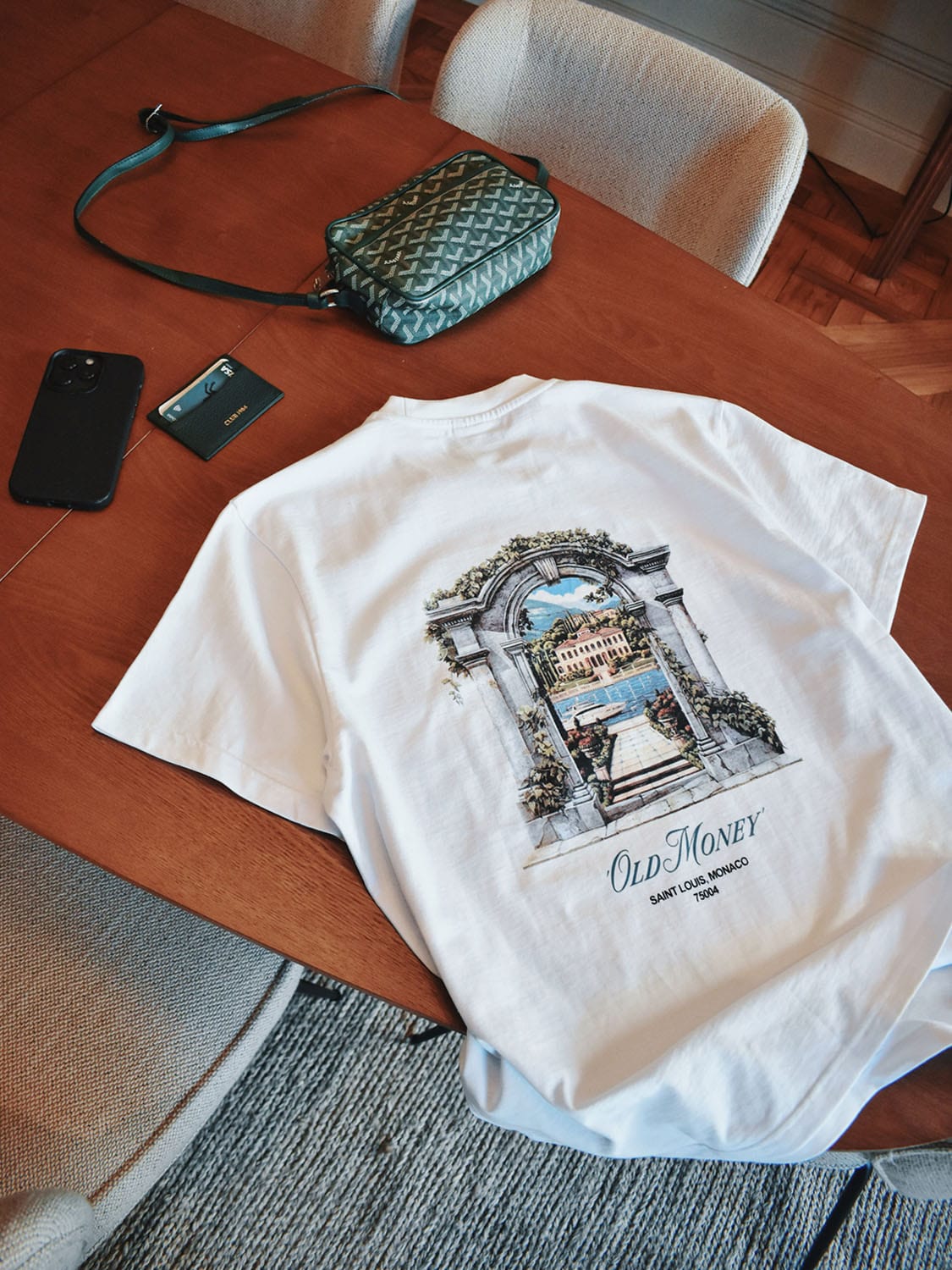 CLUB 1984. Old Money T-shirt - White T-Shirt