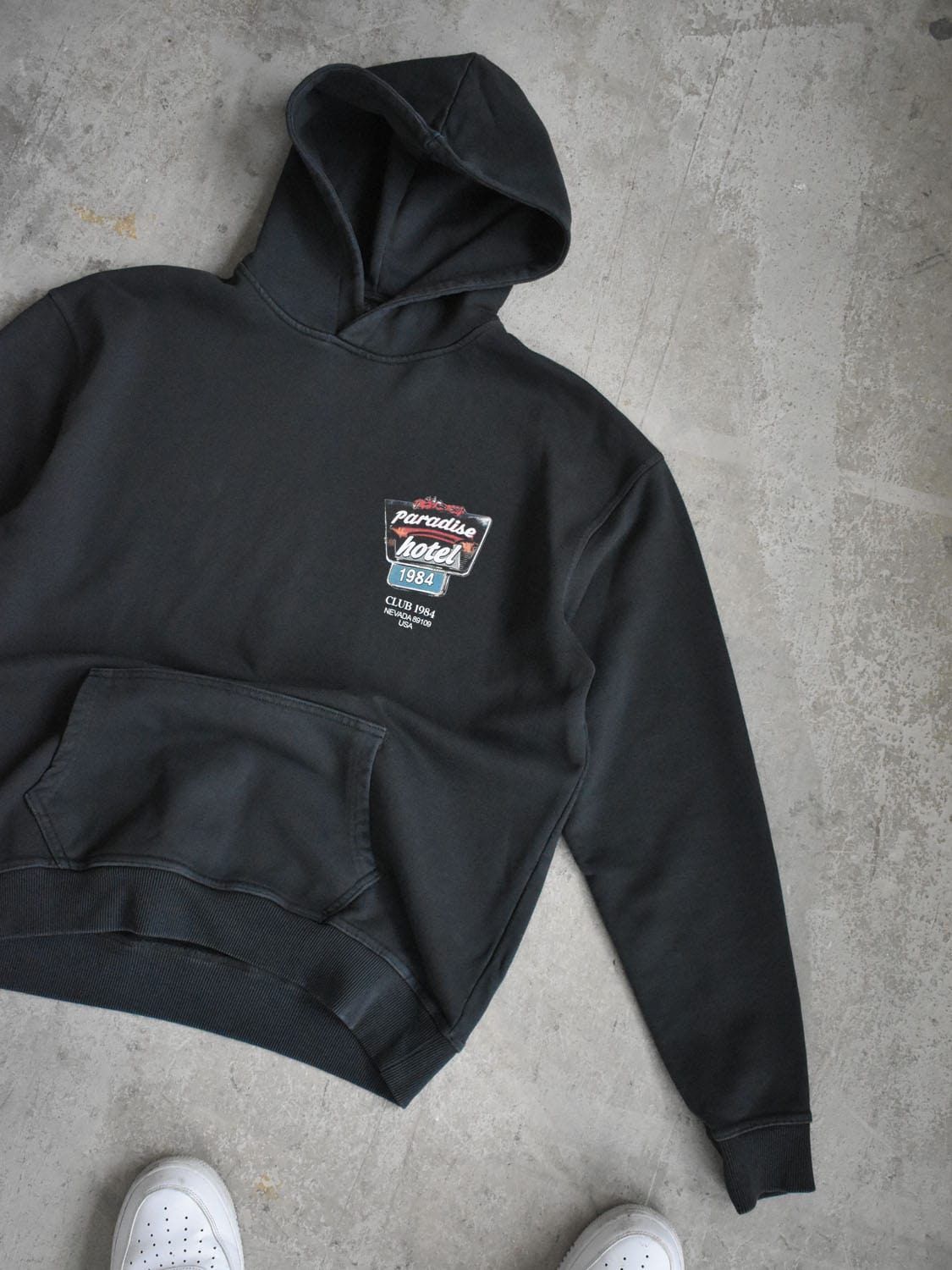 CLUB 1984. Paradise Hotel Hoodie - Washed Black Hoodie