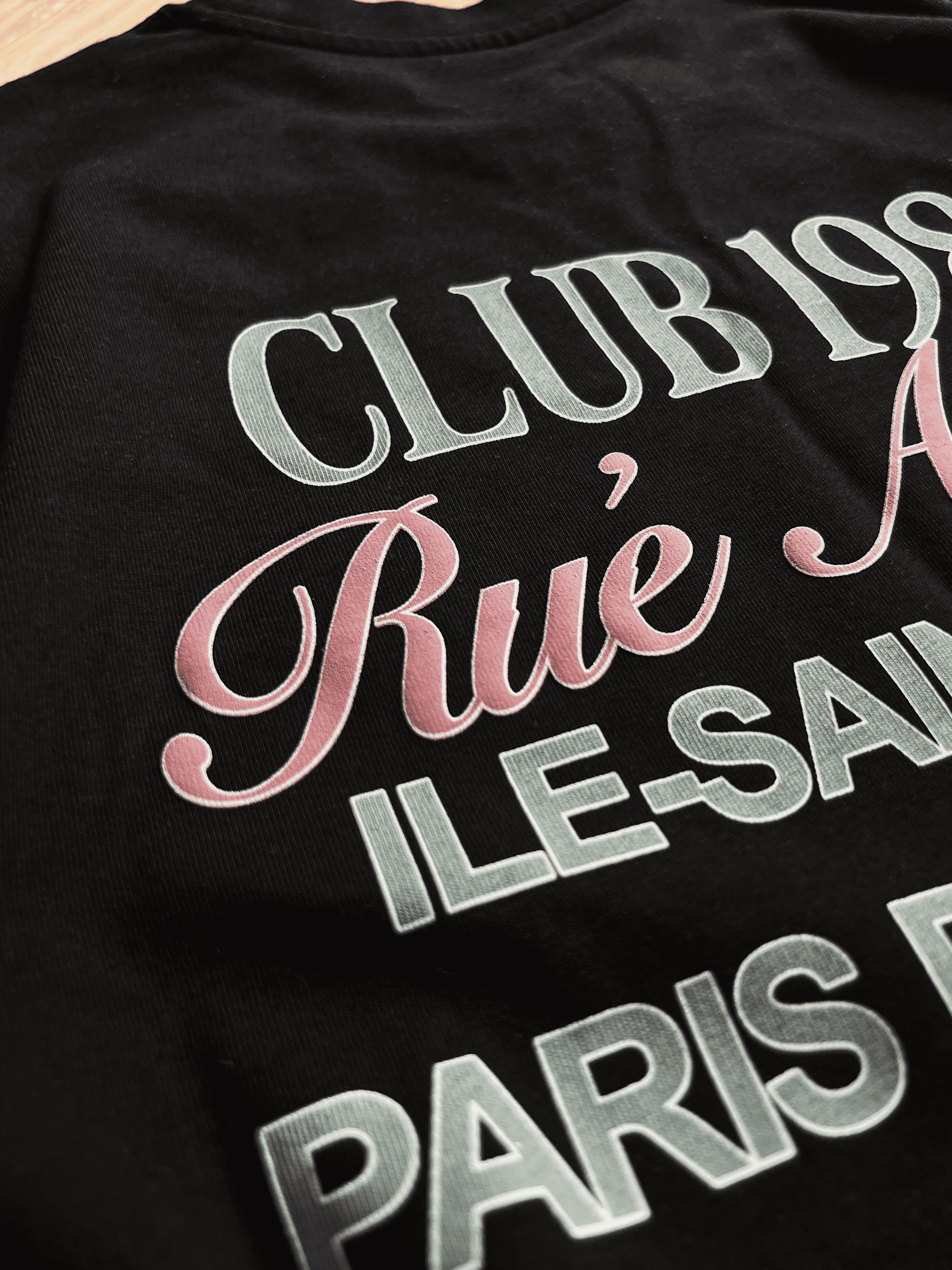 CLUB 1984. Rue Amore Script T-shirt - Black T-Shirt