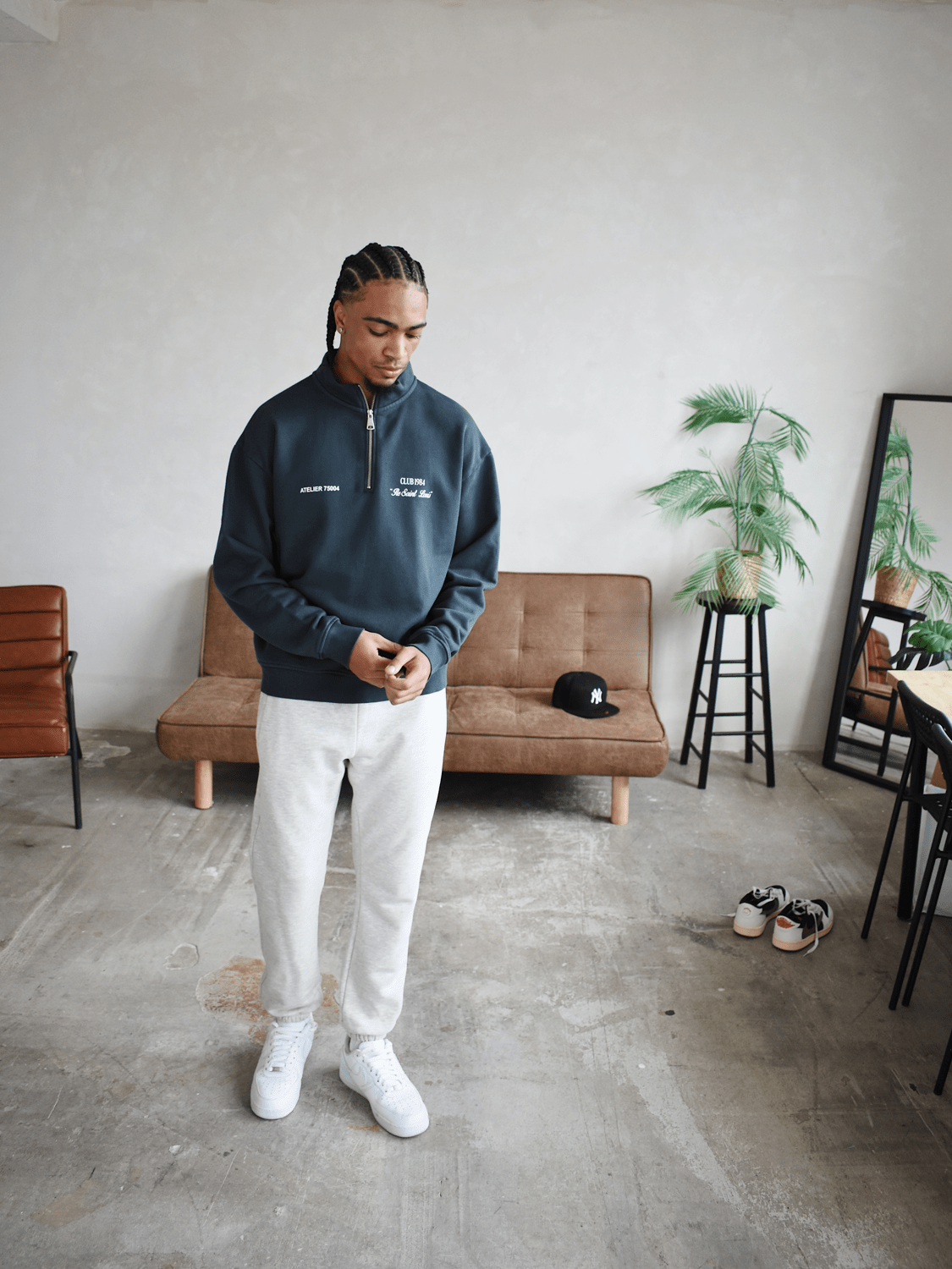 CLUB 1984. Signature 1/4 Zip - Washed Grey 1/4 zip