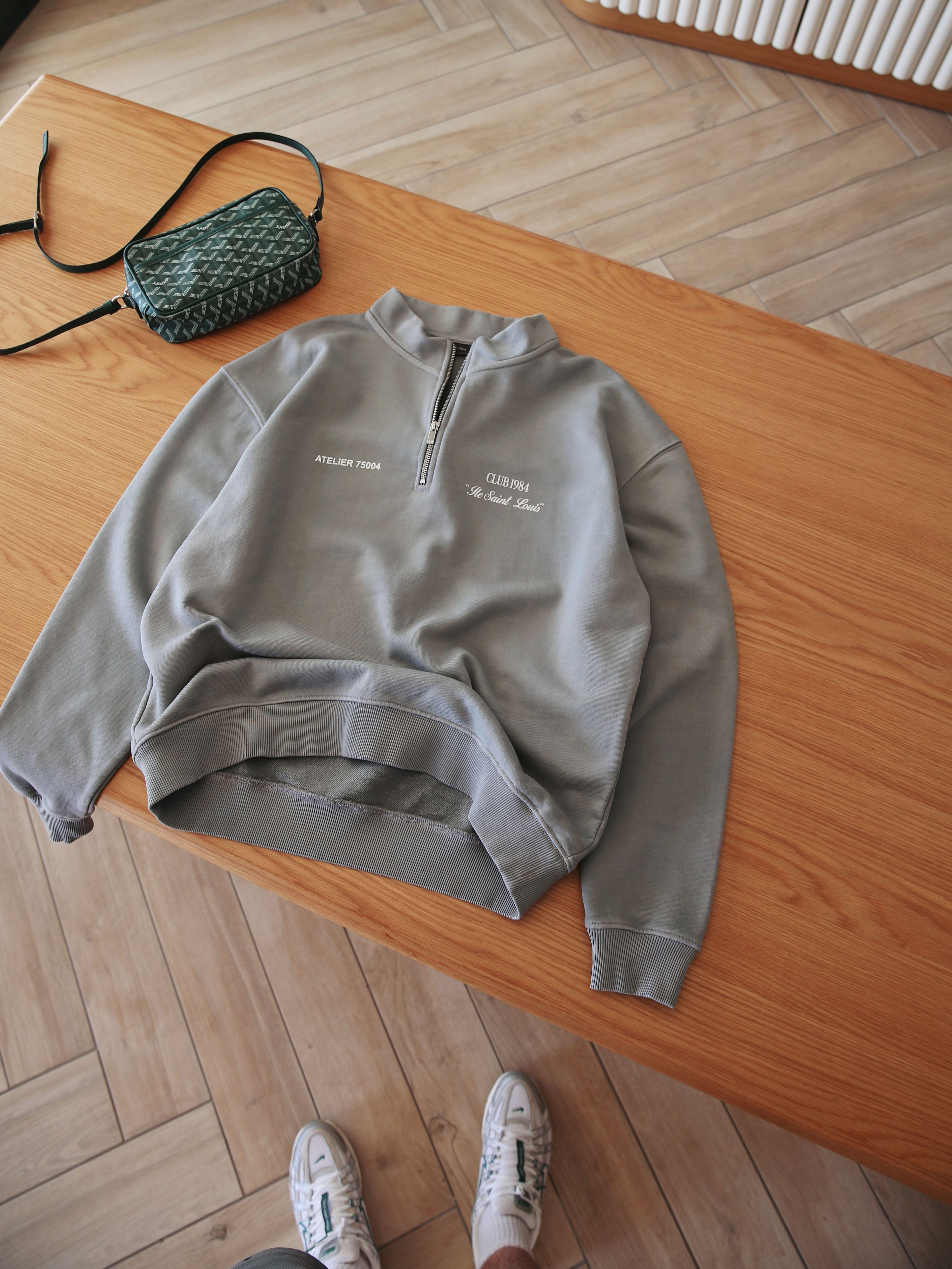 CLUB 1984. Signature 1/4 Zip - Washed Light Grey 1/4 zip