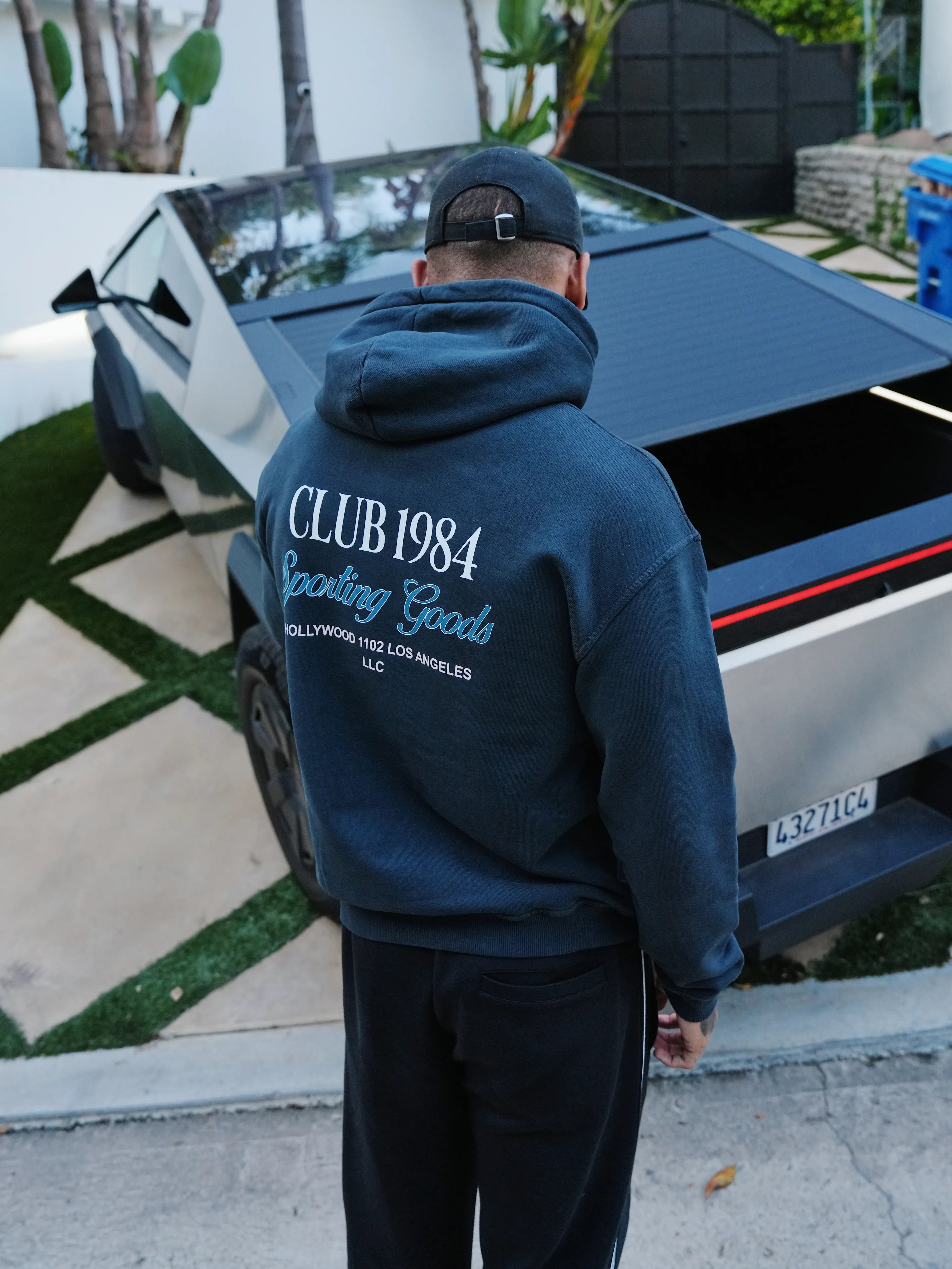 CLUB 1984. Sports Goods Hoodie - Washed Grey Hoodie