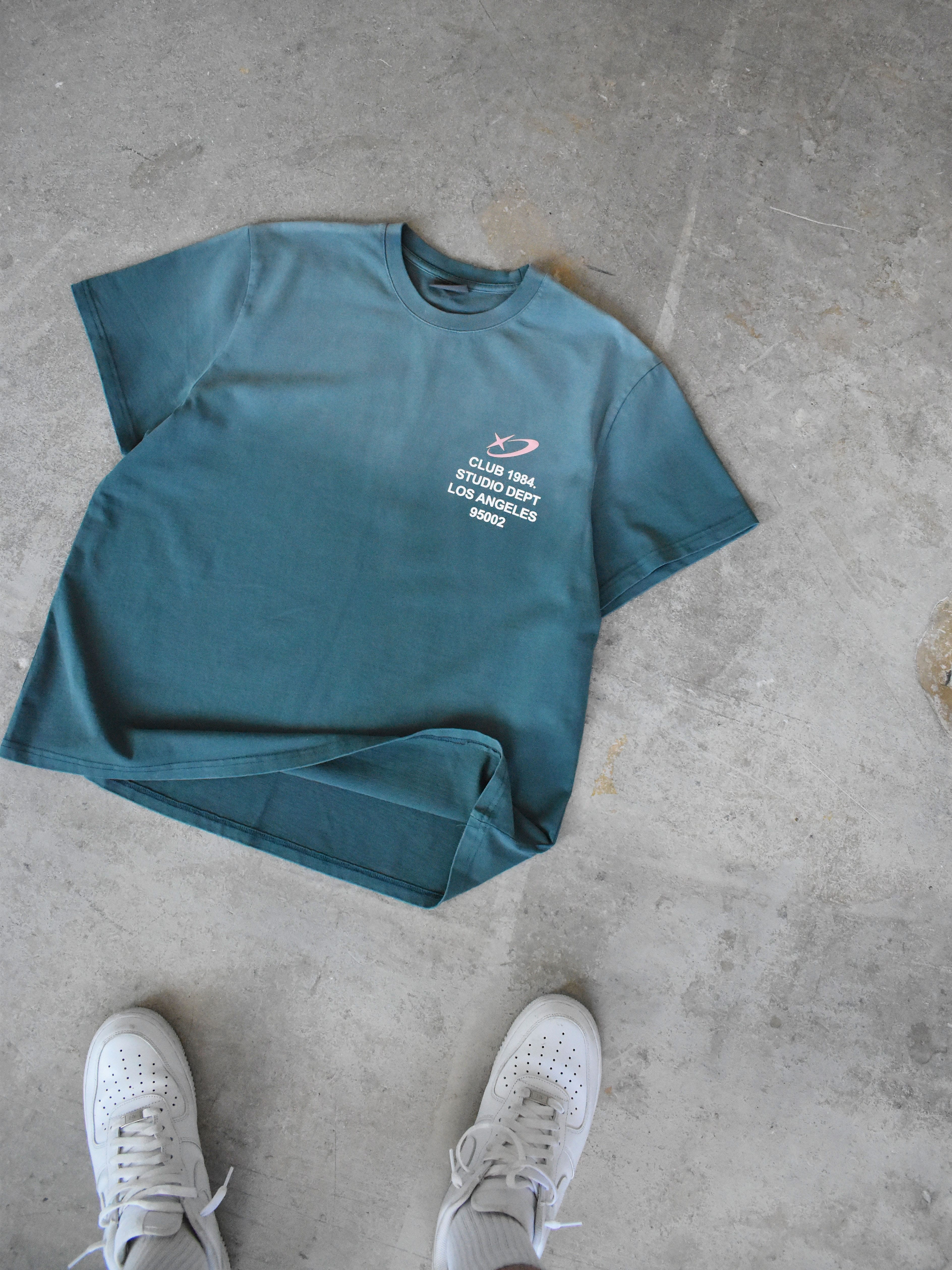 CLUB 1984. Studio Dept T-shirt - Washed Teal T-Shirt