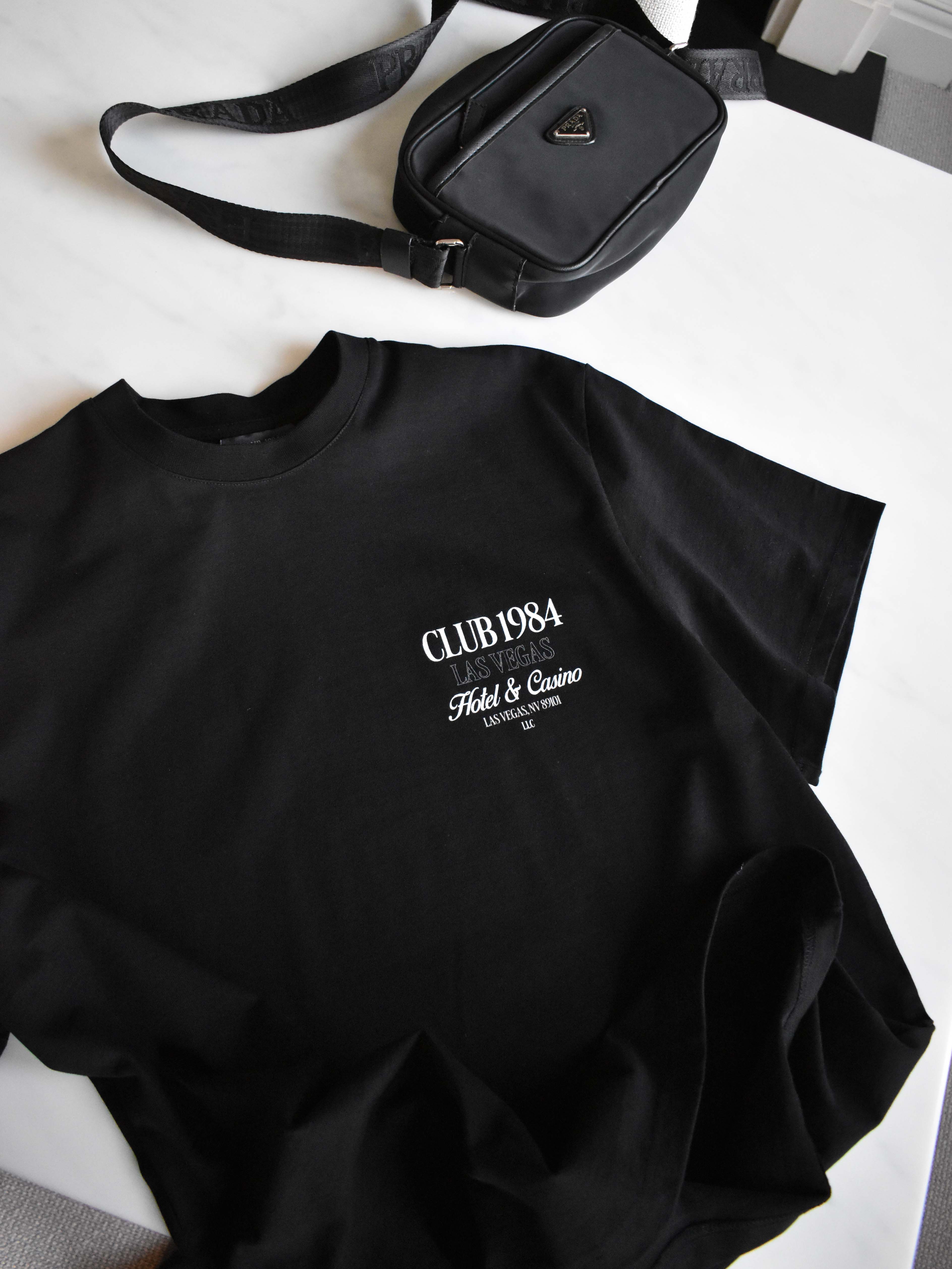 CLUB 1984. Vegas T-shirt - Black T-Shirt