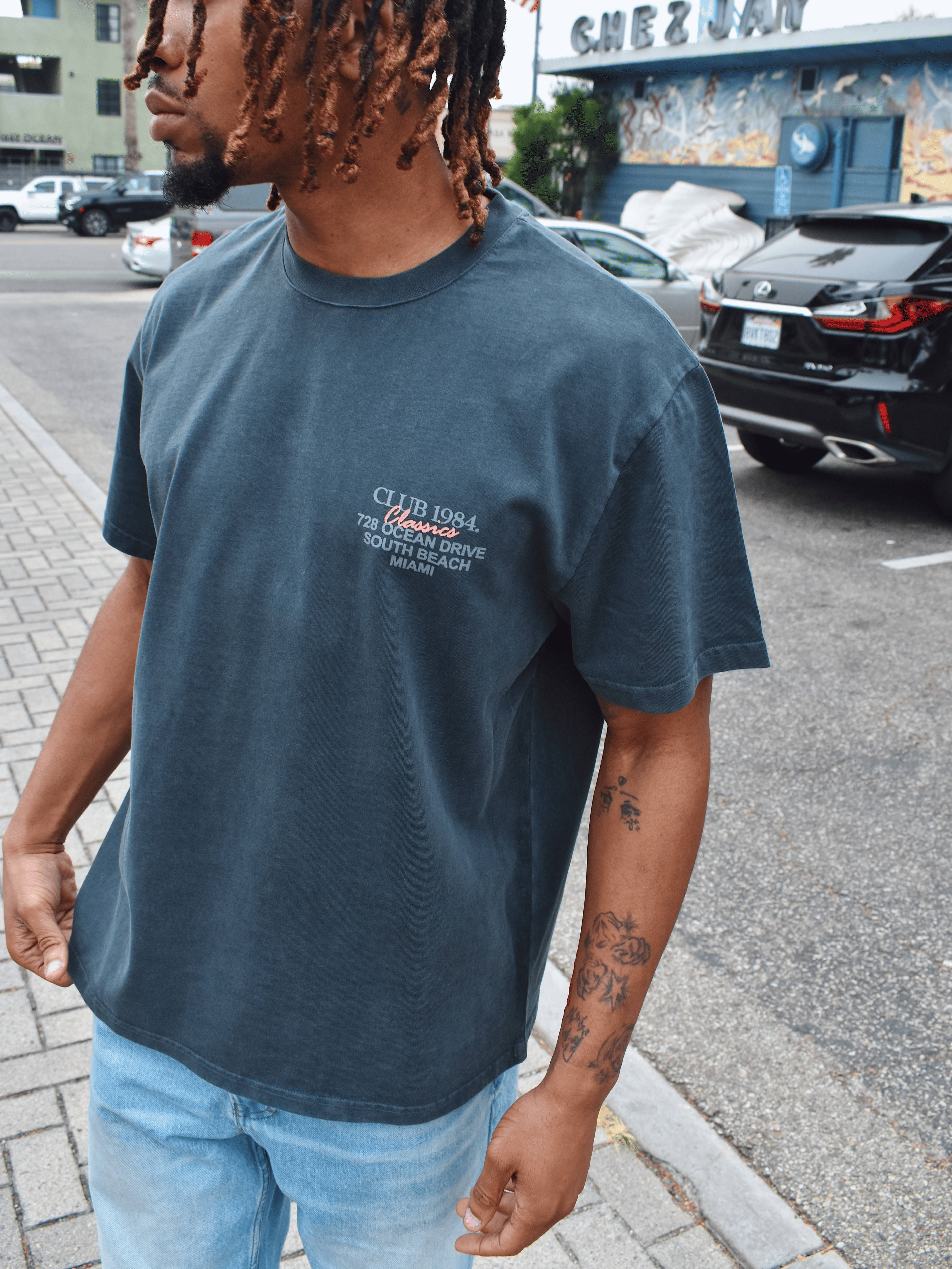 CLUB 1984. Vice City T-shirt - Washed Grey T-Shirt