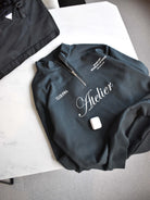 CLUB 1984. Atelier 1/4 Zip - Washed Grey 1/4 zip