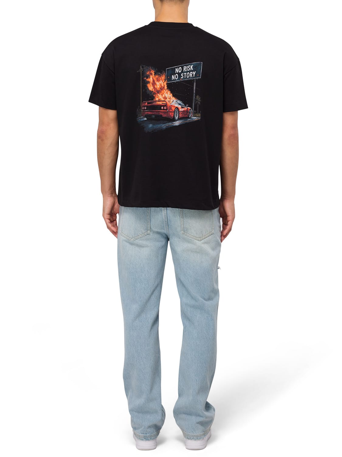 CLUB 1984. Burn Out T-shirt - Black T-Shirt