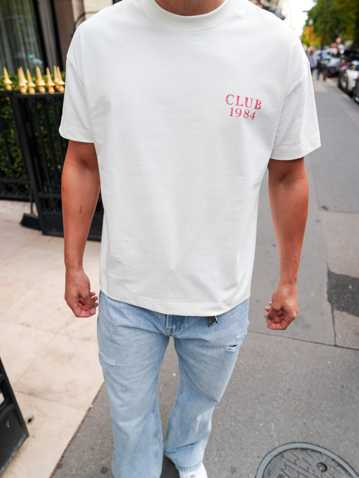 CLUB 1984. Champagne T-shirt - Off White T-Shirt