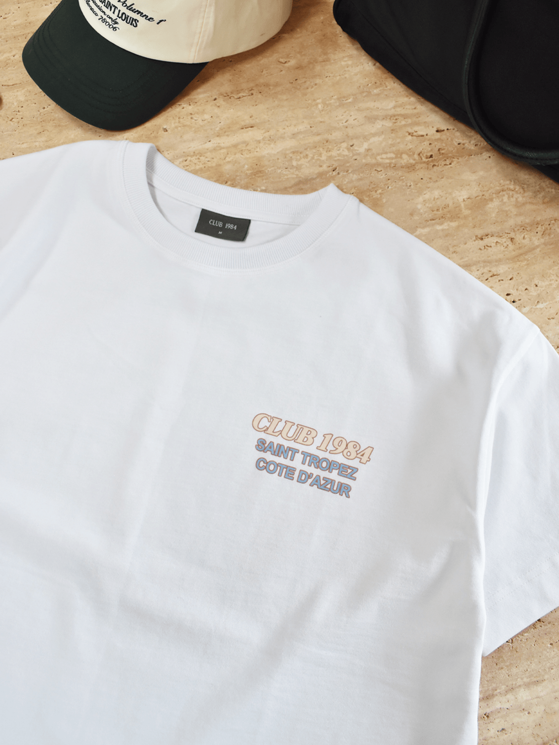 CLUB 1984. Chateau T-shirt - White T-Shirt