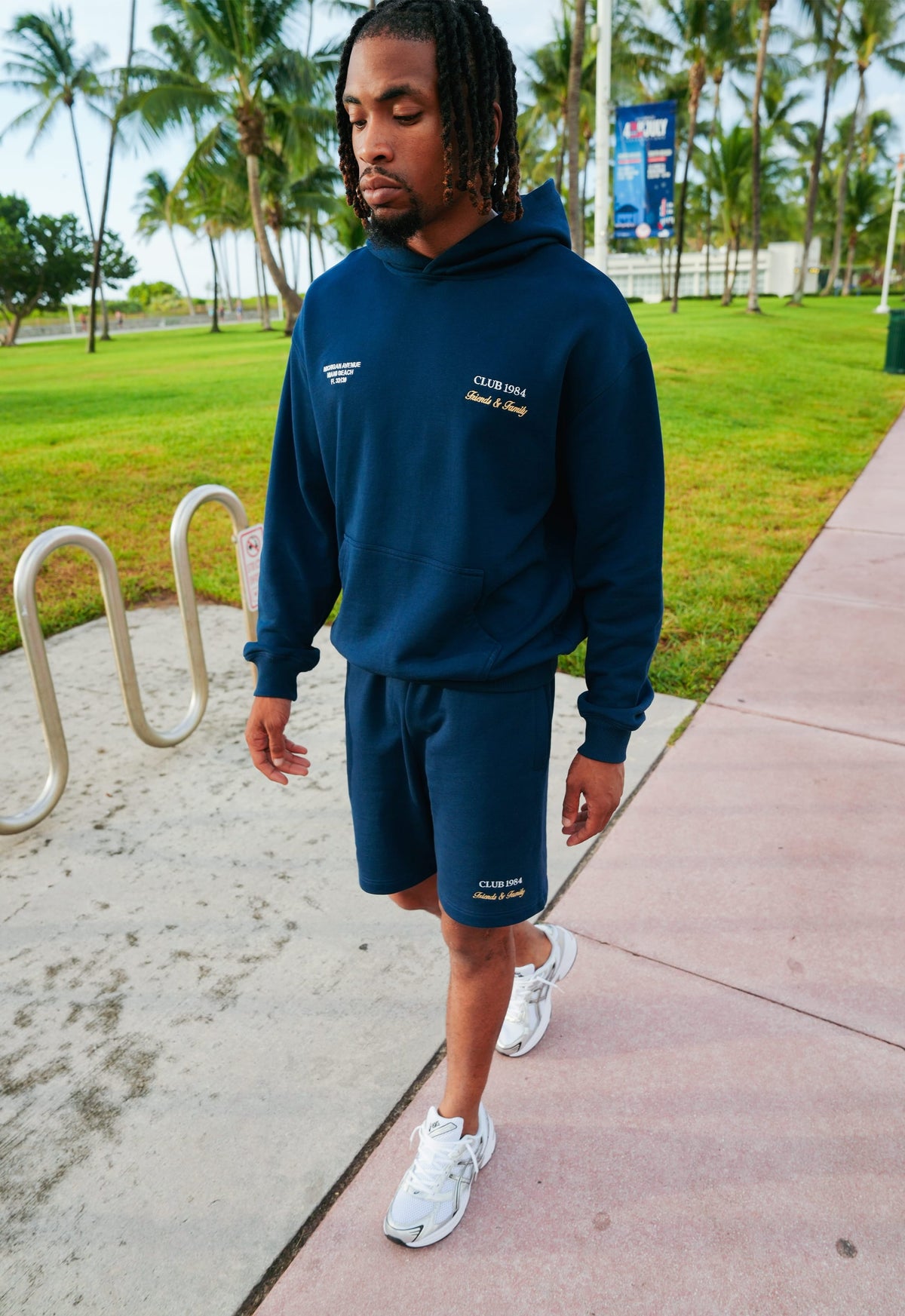 F&F Miami Hoodie - Navy