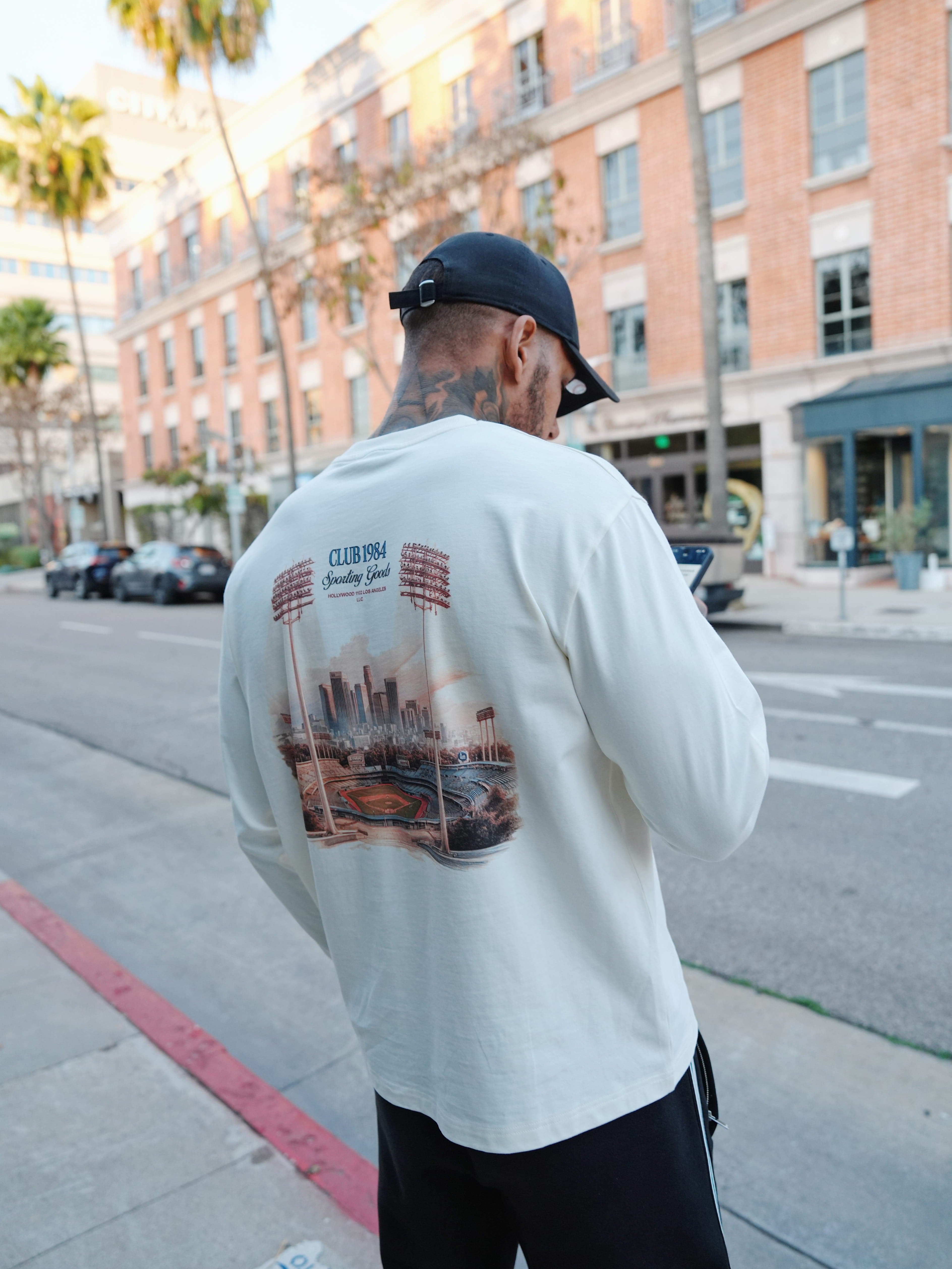 CLUB 1984. Home Run LS T-shirt - Off White T-Shirt