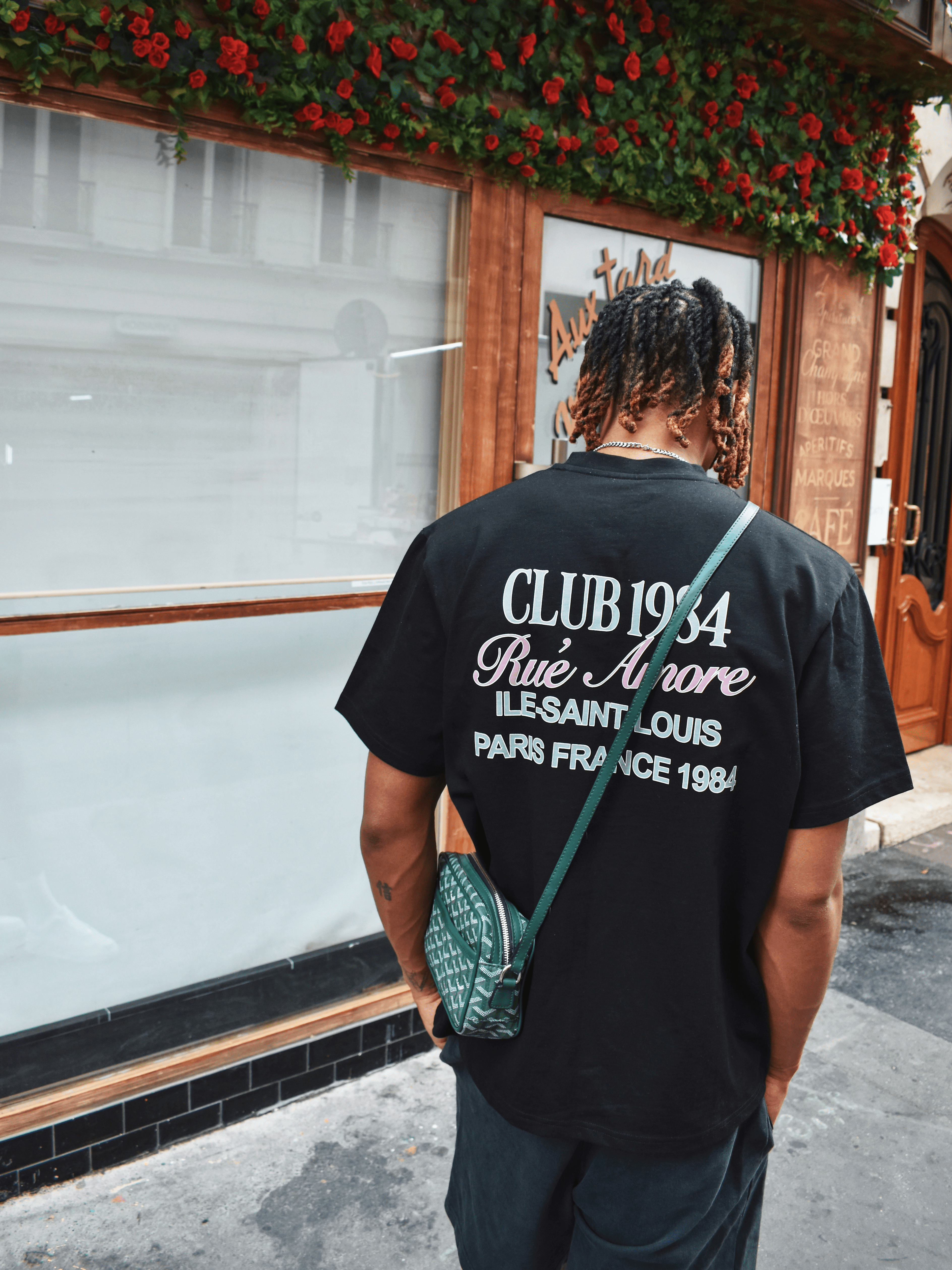 CLUB 1984. Rue Amore Script T-shirt - Black T-Shirt