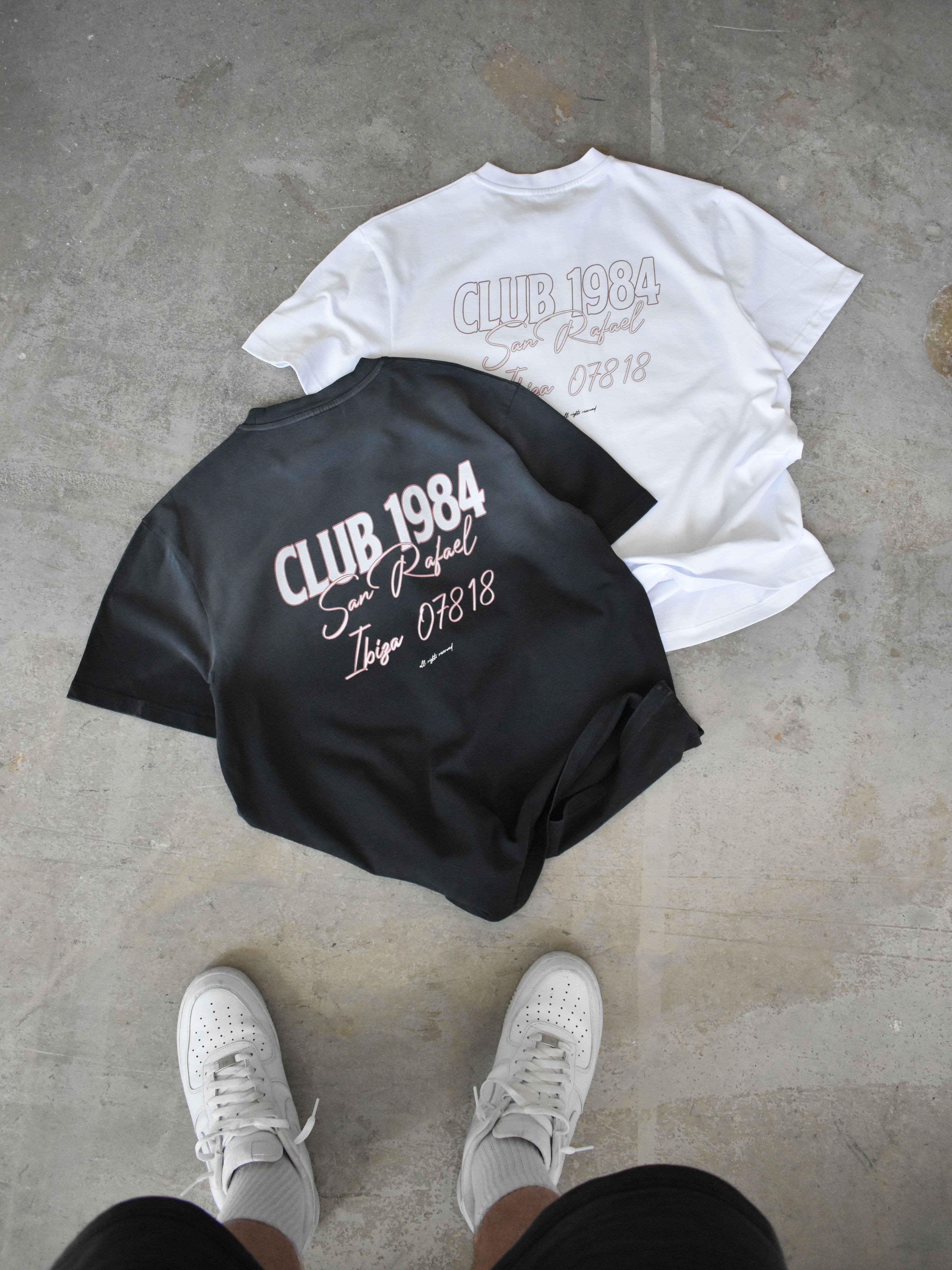 CLUB 1984. San Rafael T-shirt - Washed Black T-Shirt