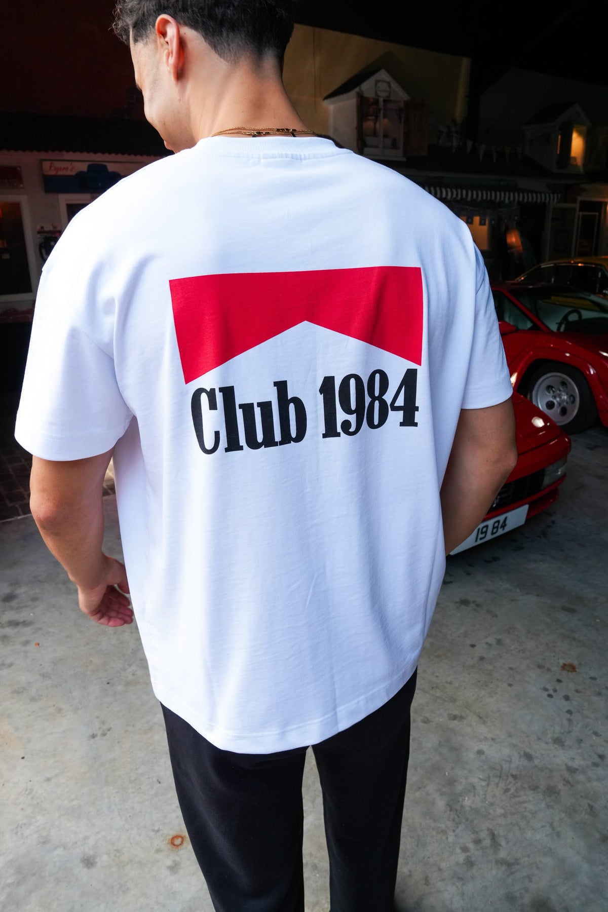CLUB 1984. Smoke the Competition T-shirt - White T-Shirt